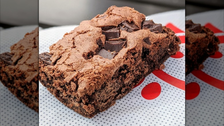 Brownies from Chick-fil-A sitting on polka dotted paper