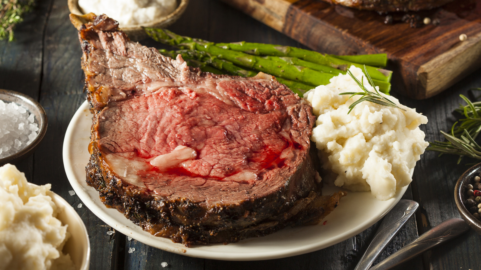 This Smothered Prime Rib Is A Longtime Ohio Favorite That's Worth The Trip - Tasting Table