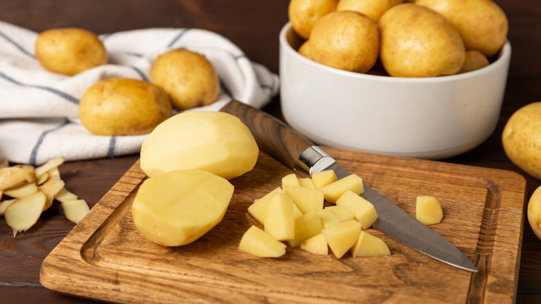 Chopped and peeled potatoes