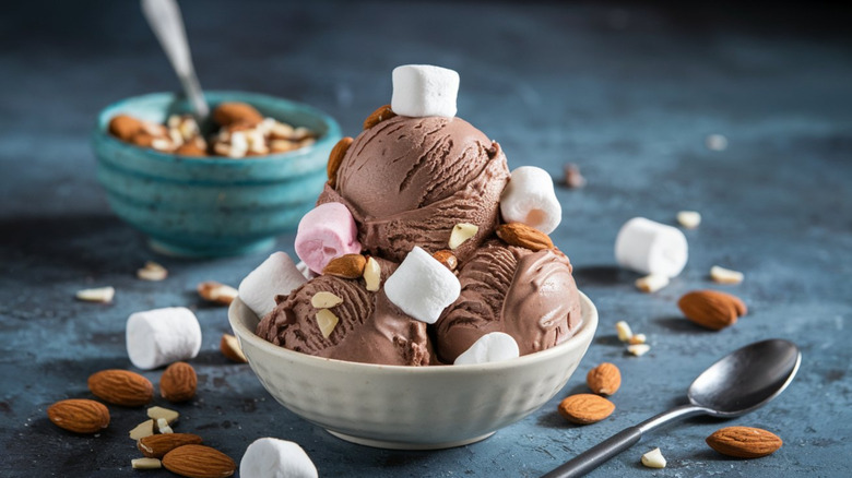 Bowl of rocky road ice cream with large marshmallows