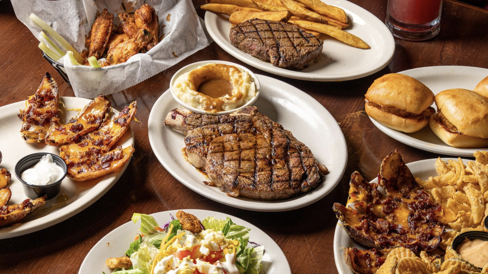 This Texas Roadhouse Menu Swap Might Change How You Pick Your Sides - Tasting Table