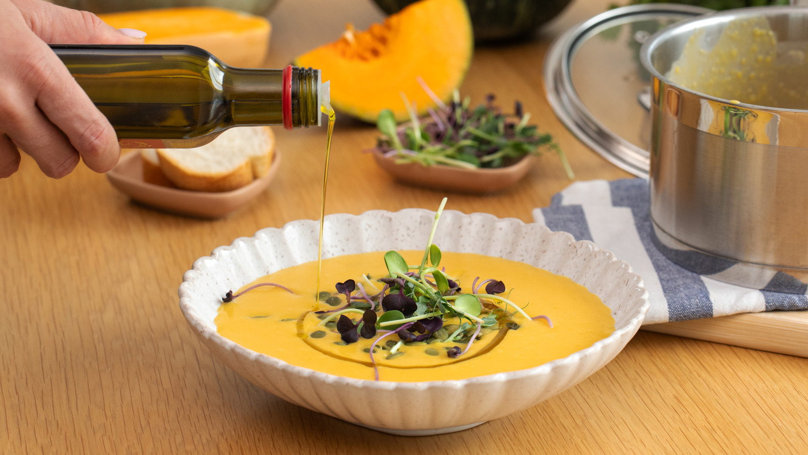 This Unexpected Soup Topping Comes Straight From The Lunch Meat Drawer - Tasting Table