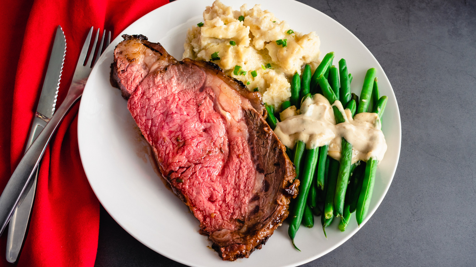 This Zesty Sauce Is The Perfect Alternative To Horseradish For Your Prime Rib - Tasting Table