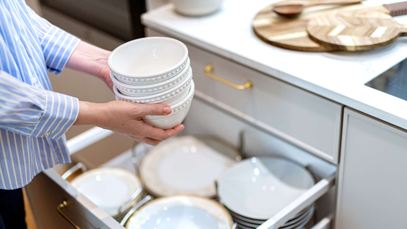 5 Unexpected Thrift Store Finds That Organize Your Kitchen In Style - Tasting Table