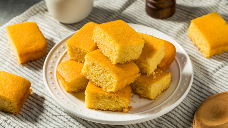 Cornbread in squares on a plate