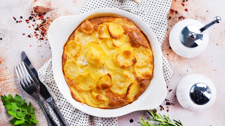 Dish of au gratin potatoes