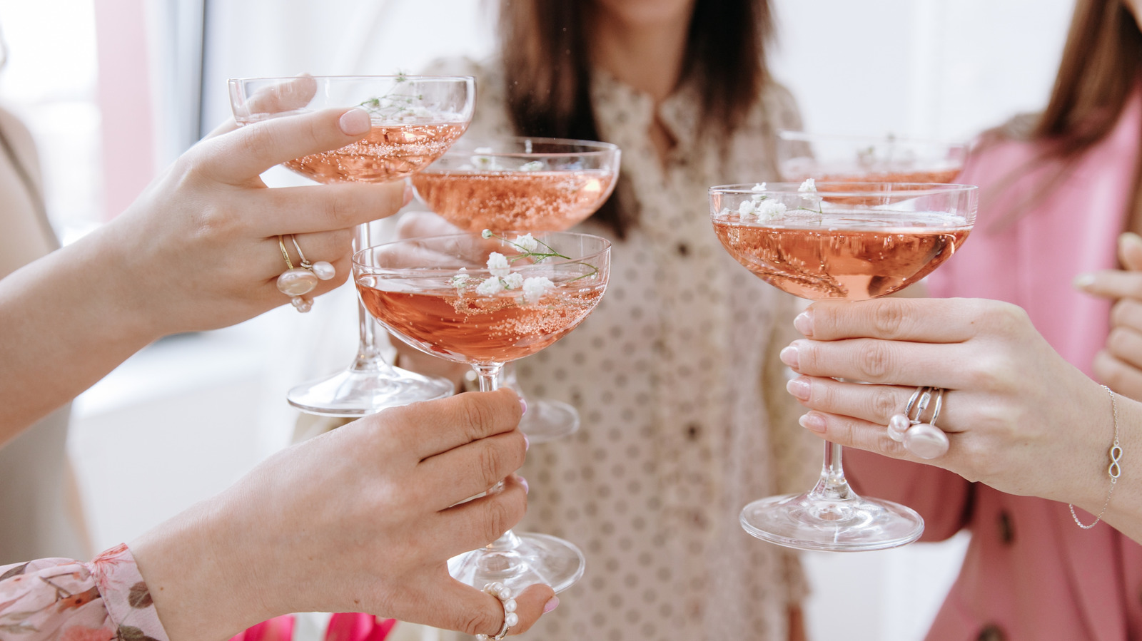 Tips For Better Mother's Day Brunch Drinks, According To Moët & Chandon