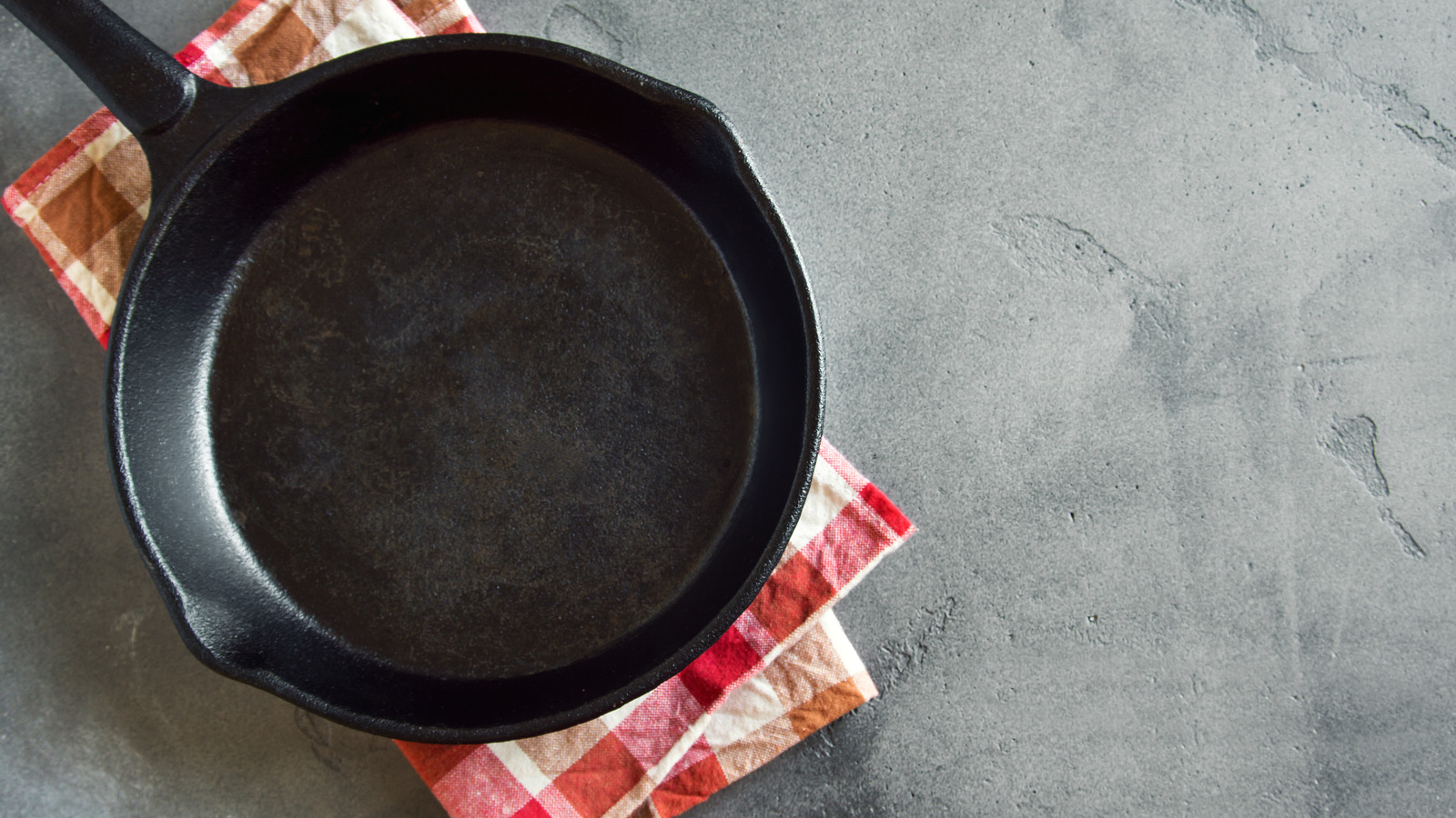 The Real Secret to Non-Stick Cast Iron