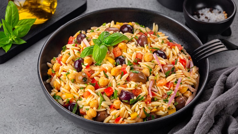 Orzo salad with olives, chickpeas, and onions
