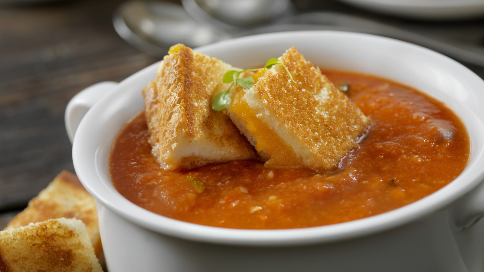 Tomato Soup Gets 10X More Flavorful When You Splash In This Salad Dressing Staple