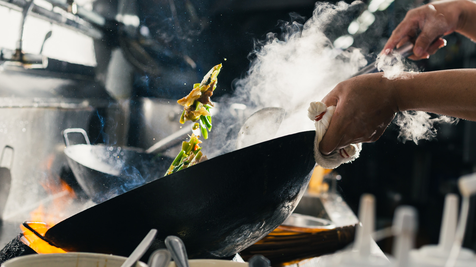 Tips You Need When Cooking With A Wok