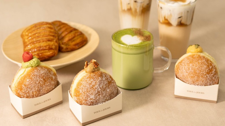pastries and drinks from Tous Les Jours