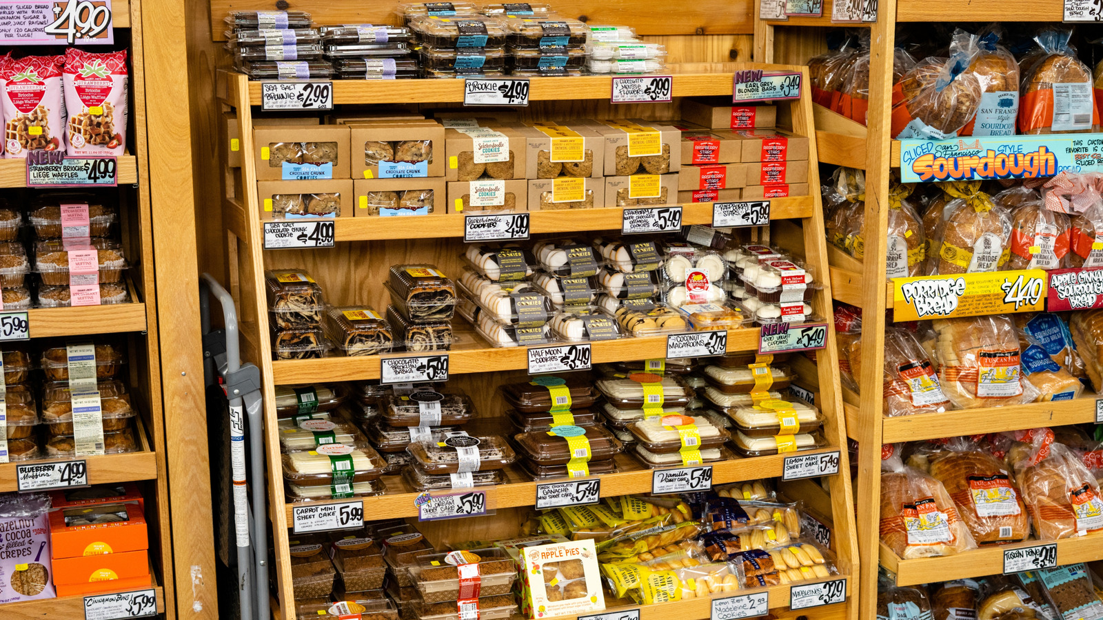 Trader Joe's 13 Best Fall Breakfast Finds Worth Picking Up On Your Next Visit