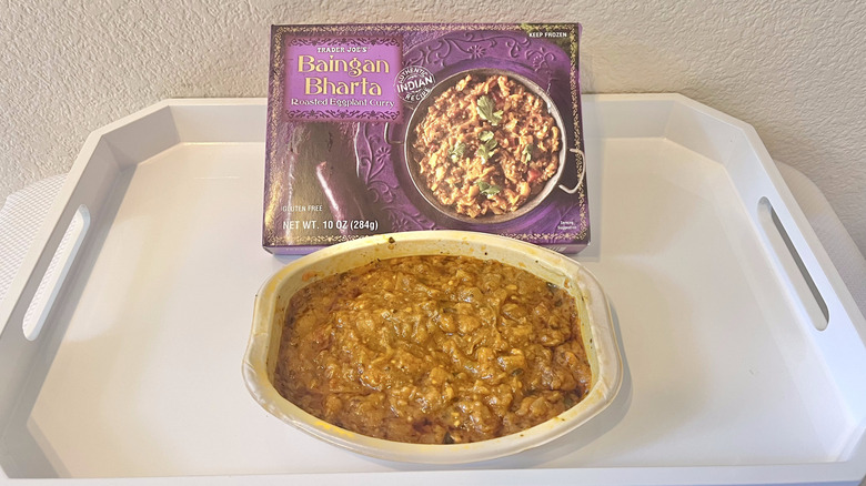 Baingan Bharta meal on a tray