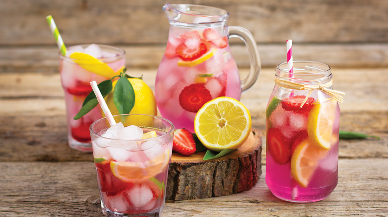 strawberry lemonade