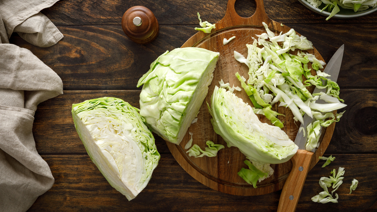 Transform Bland Cabbage With One Creamy Sauce (It's Magic Every Time)