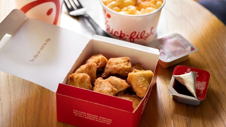 Chick-fil-A nuggets and sauce