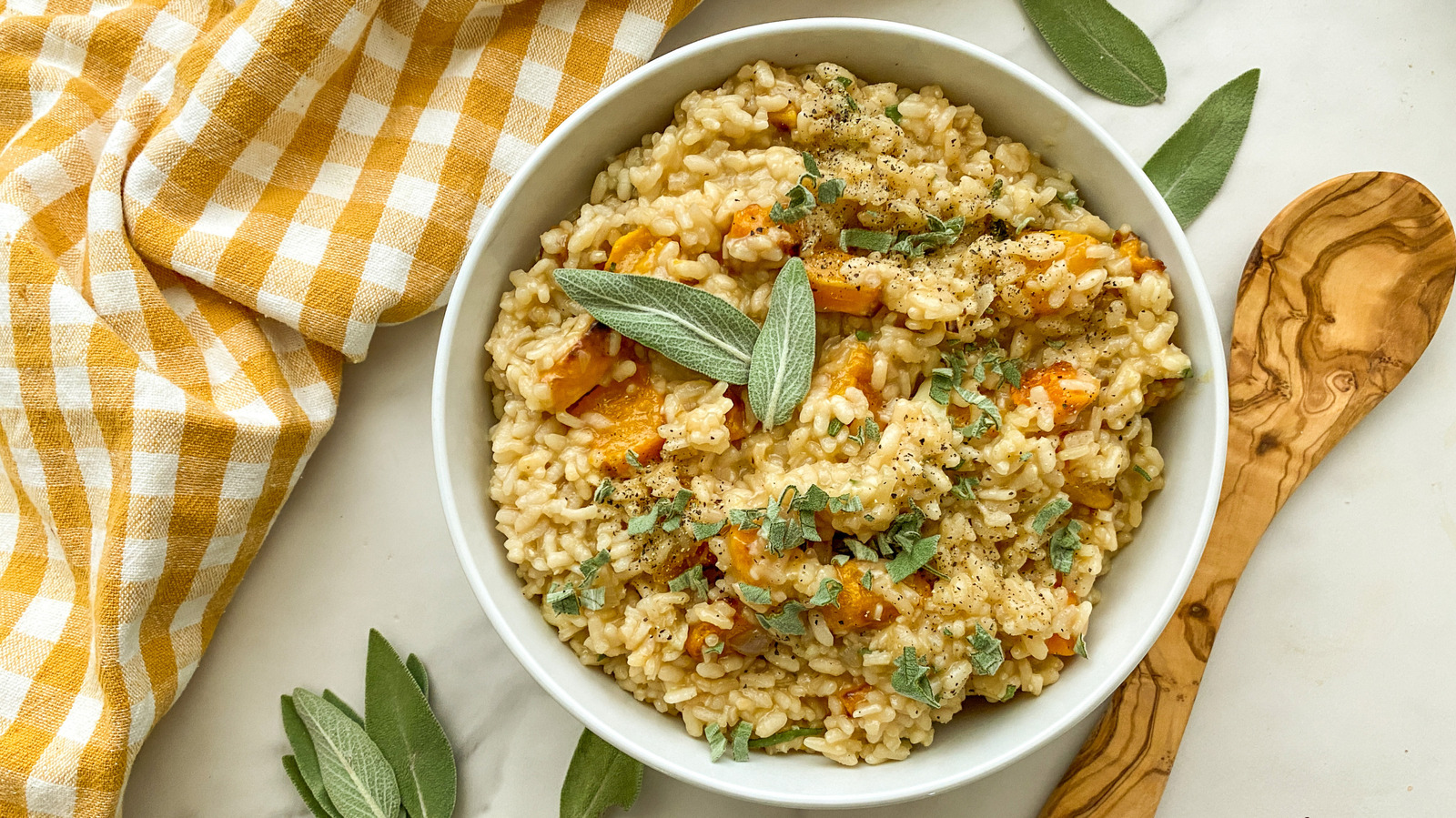 Transform Garlic, Butternut Squash, And Rice Into A Flavor-Packed Dish Ready In Under An Hour