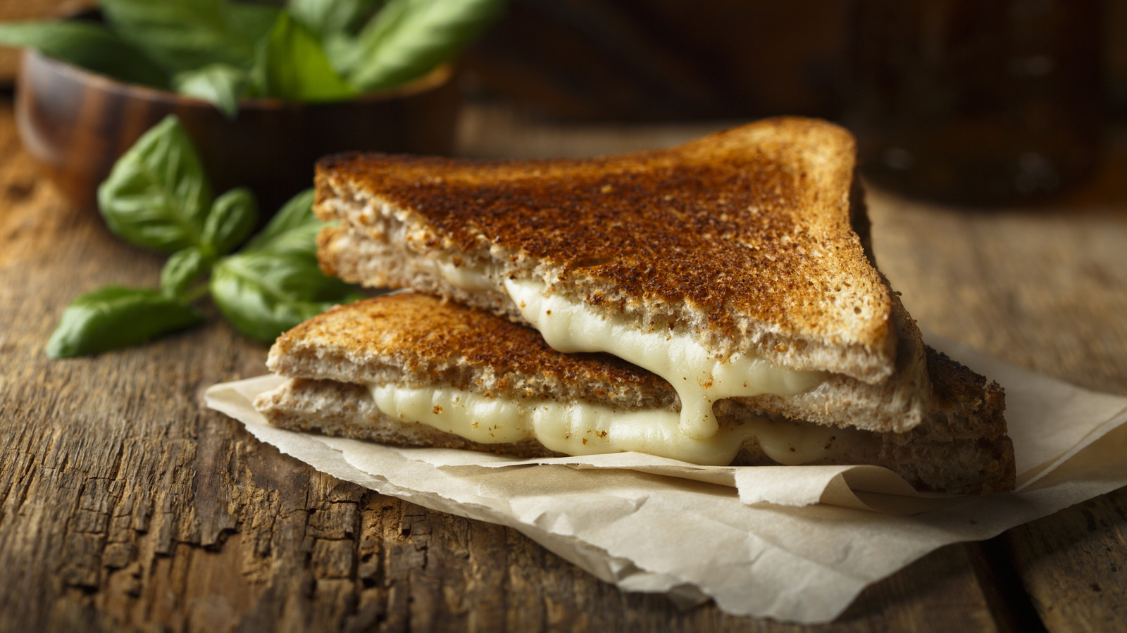 Transform Grilled Cheese Into A German-Style Delicacy With 3 Simple Additions