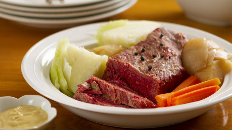 Transform Leftover Corned Beef And Cabbage Into A New Meal With Just 2 Store-Bought Ingredients