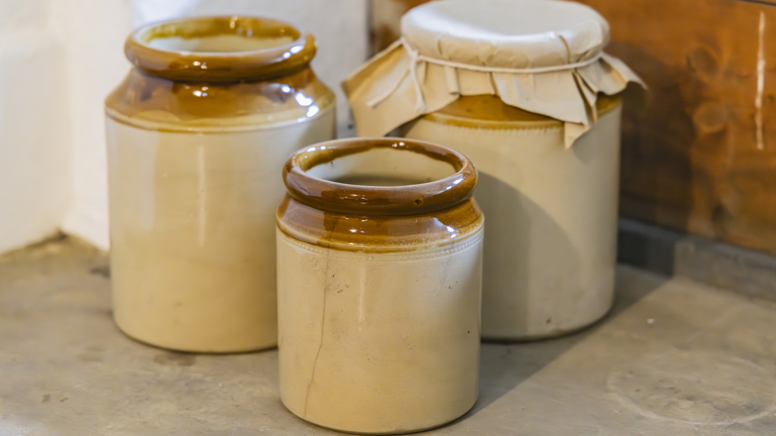 Transform Vintage Crocks Into A Charming Yard Feature Birds Will Flock To - Tasting Table