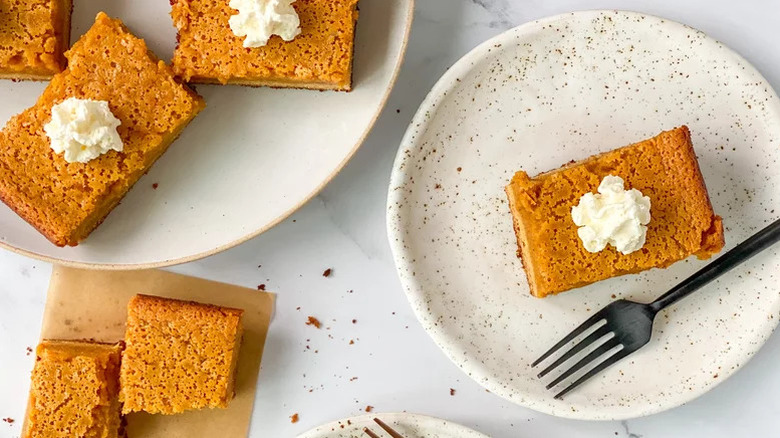 Pumpkin gooey butter cake