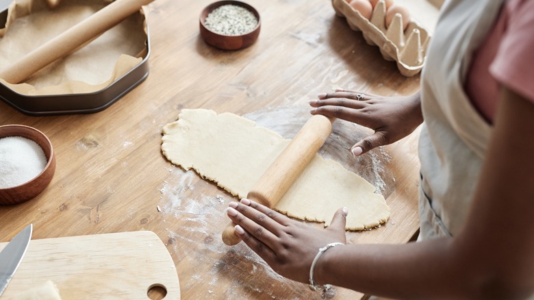 rolling pie dough
