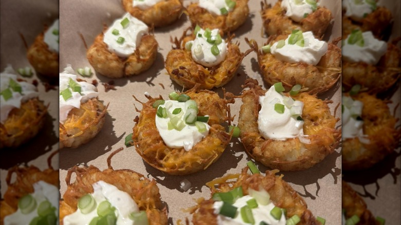 tater tot cups with toppings