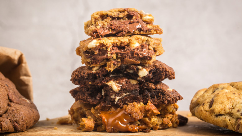 close up of stuffed cookies