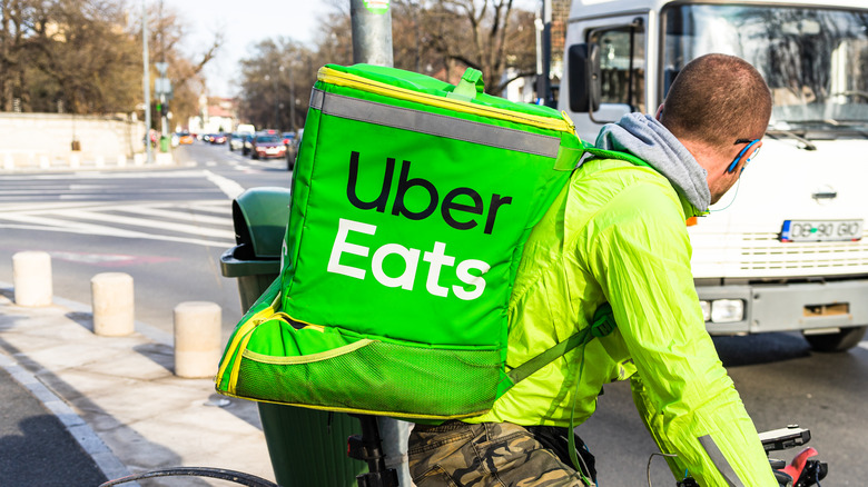 Uber Eats deliveryperson