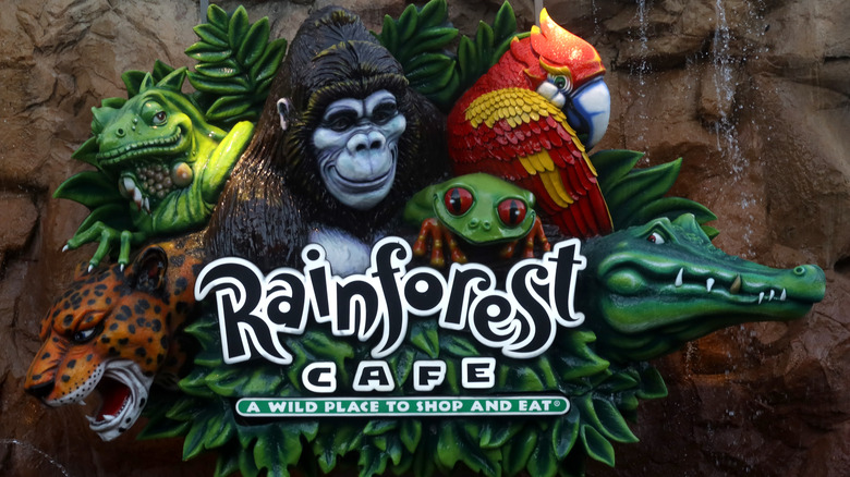 Rainforest cafe sign with animals