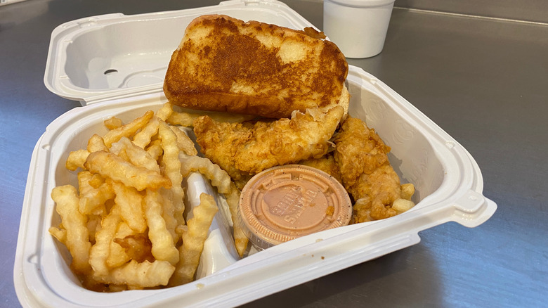 The 3-Finger Combo meal from Raising Cane's