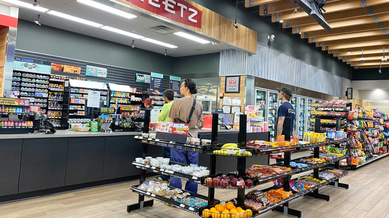 the checkout counter at sheetz