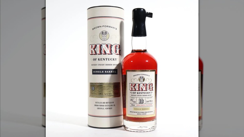 King of Kentucky bottle next to its barrel packaging