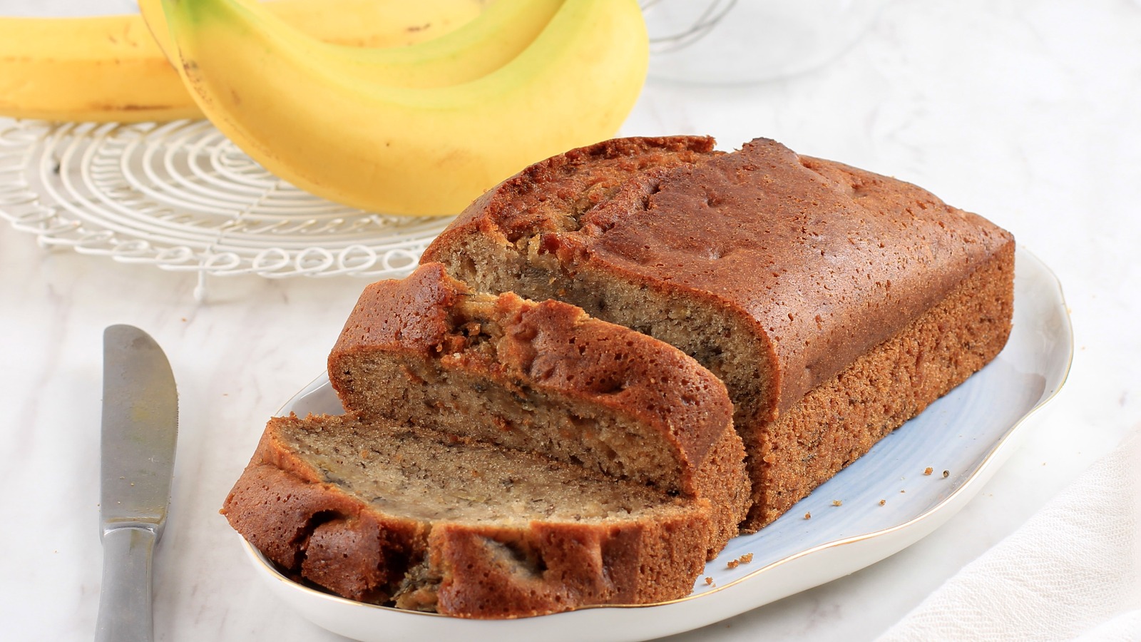 Upgrade Banana Bread With The Perfect End-Of-Summer Topping - Tasting Table
