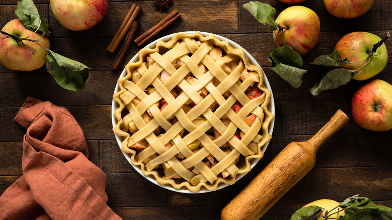 apple pie with lattice crust rolling pin cinnamon