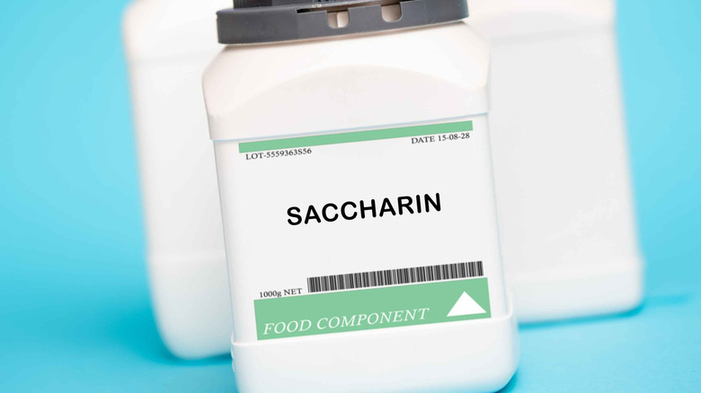 White plastic jar of Saccharin