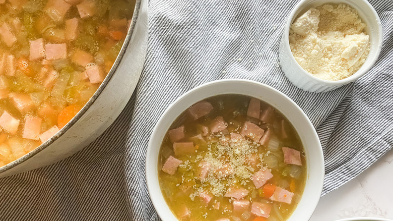 Split pea and ham soup 