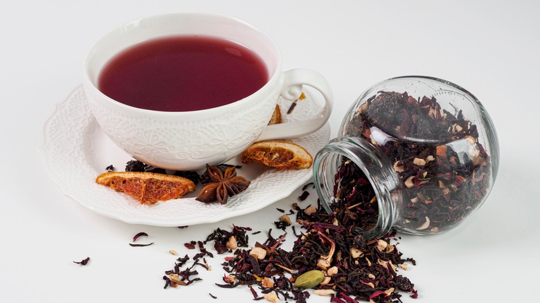 loose leaf tea as ingredient