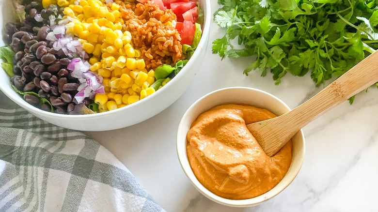 chipotle mayo ext to salad
