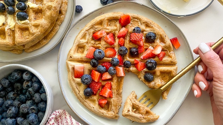 waffles with blueberries and strawberries