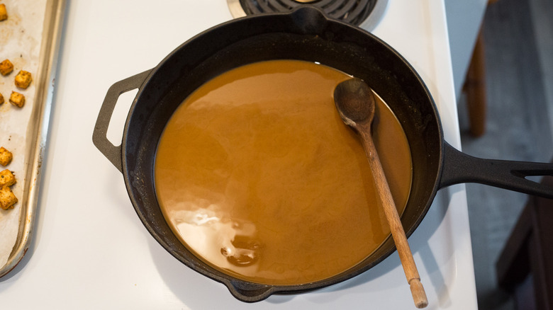 brown roux in iron pan