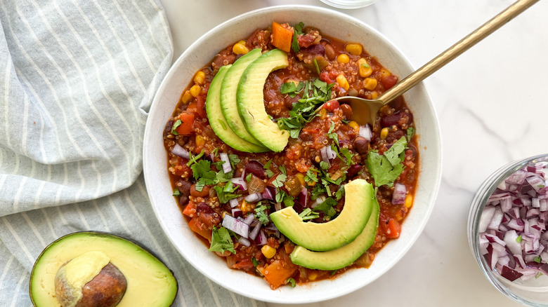 Veggie-Friendly Quinoa Chili Recipe