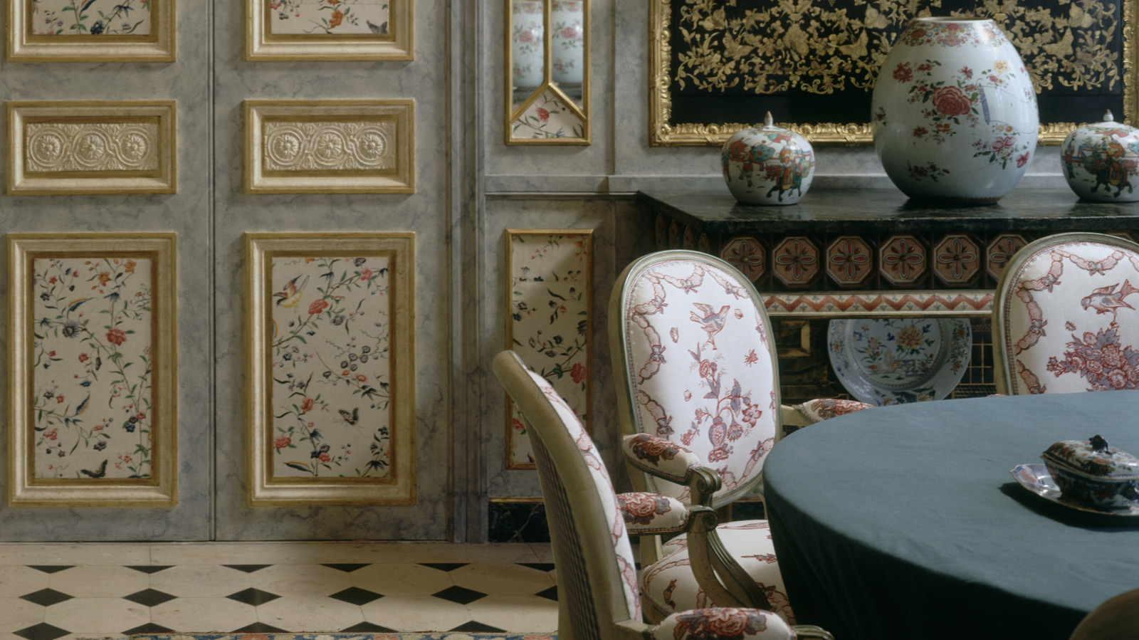 From Relic To Vintage Treasure: The Showstopping Dining Table Design Making A Comeback