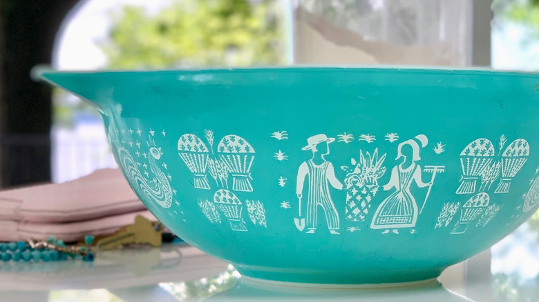 Light blue Pyrex bowl on counter