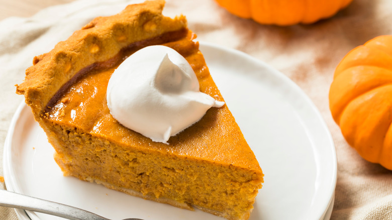 Pumpkin pie with cool whip