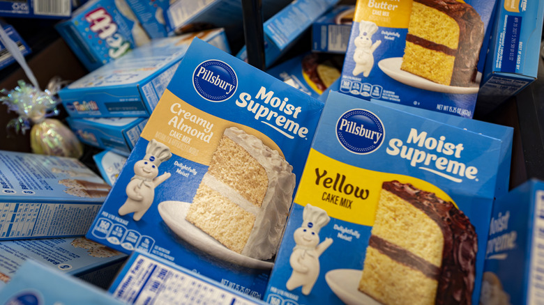 pillsbury cake mixes in boxes