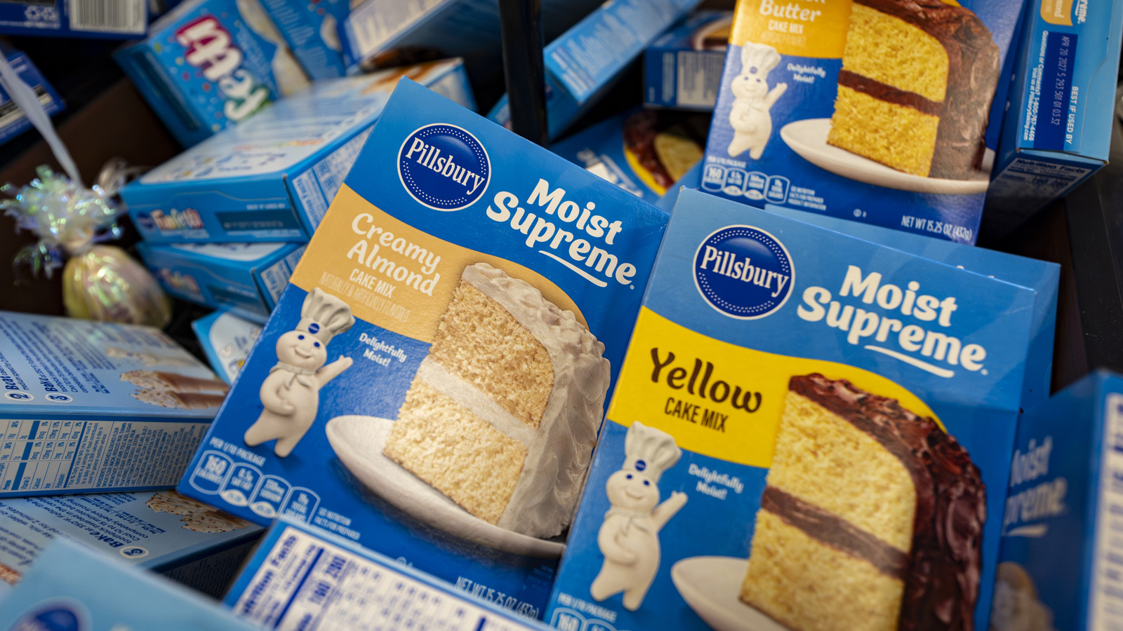 Walmart's Best-Selling Pillsbury Item Isn't Cinnamon Rolls Or A Cake Mix