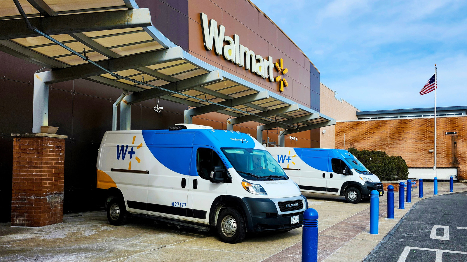 The Frequent Walmart Complaint Customers Have With Food Deliveries