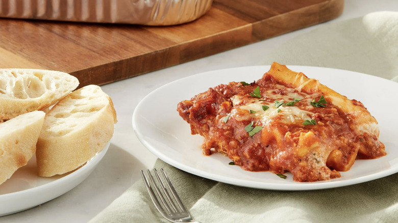 great value's italian-style lasagna with meat sauce